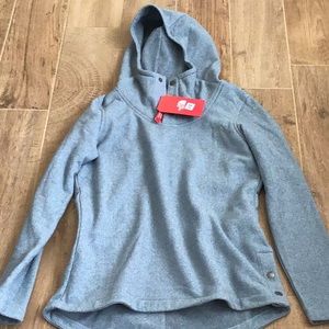 The north face hoodie pullover,new with tags,